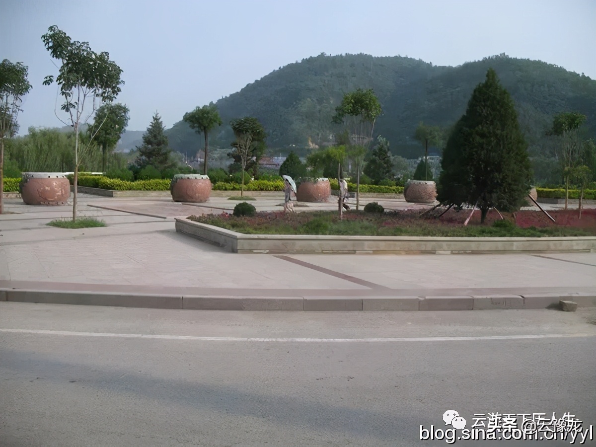 延安旅游宝塔山,延安宝塔山延河桥照片