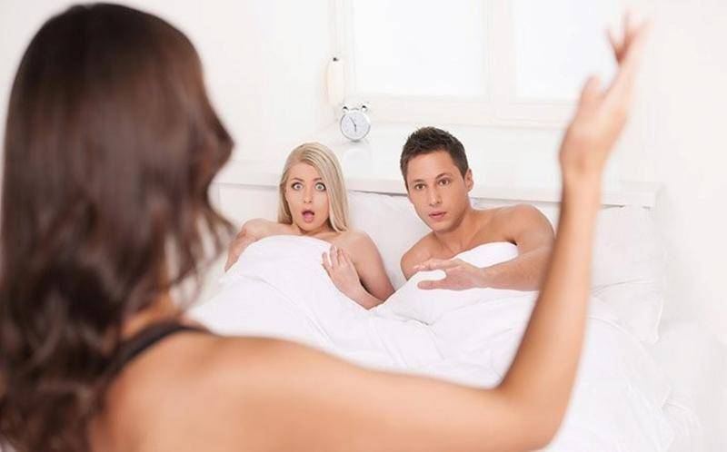 明星劈腿出轨事件,明星频繁被曝绯闻有什么看法