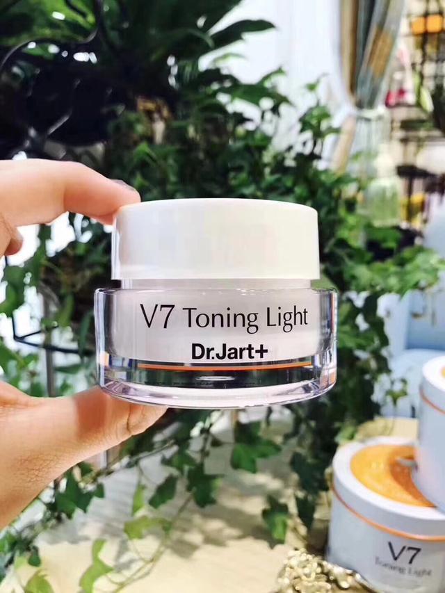 修护紧致提拉滋润保湿好用的面霜,18种抗皱紧致面霜排行榜