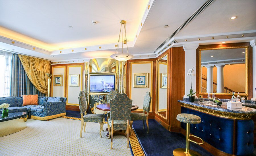 迪拜帆船酒店房间高清,迪拜帆船酒店最豪华的套房