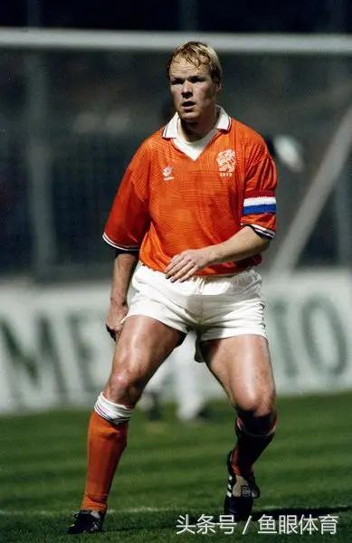 荷兰十大足球教练,荷兰十大巨星排行榜