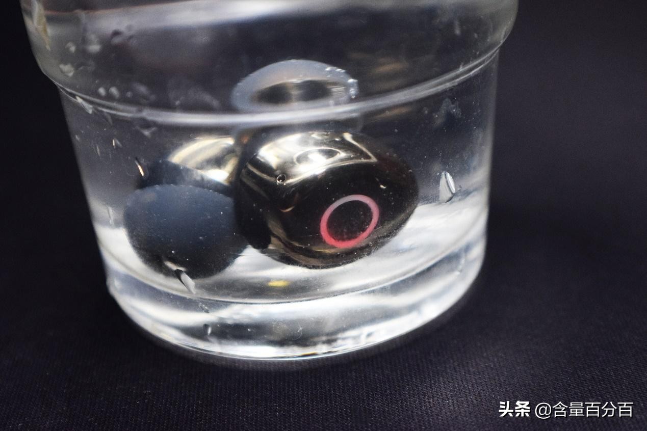 又玩跨界？芒果嗨Q小Q真无线蓝牙耳机体验点评