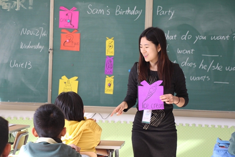 英语老师多数是女老师，穿着时尚颜值高，想知道是为什么吗？