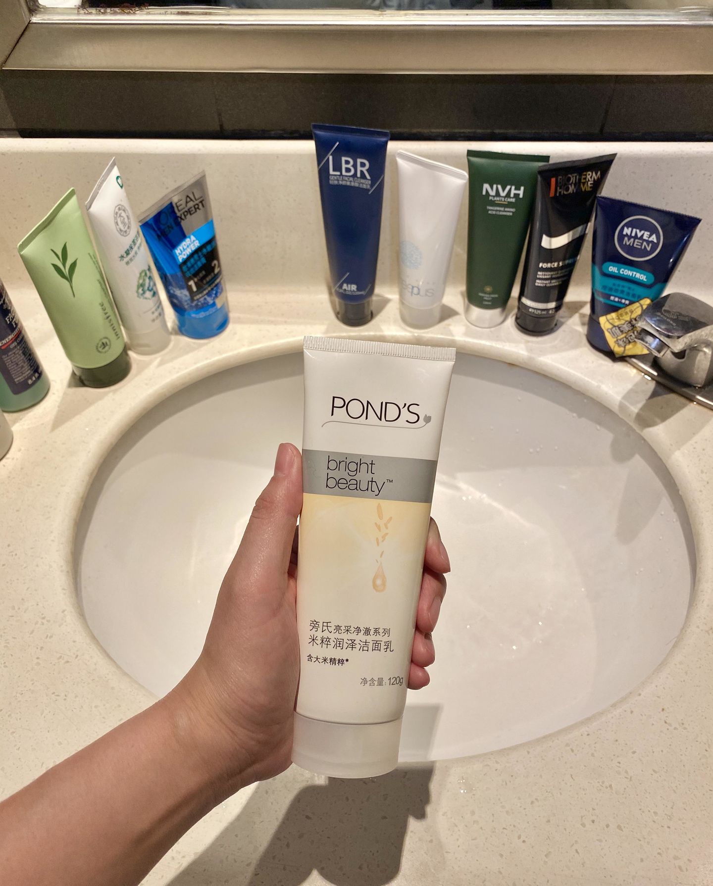 科颜氏男士活力啫喱洗面奶测评,科颜氏洗面奶啫喱测评蓝瓶