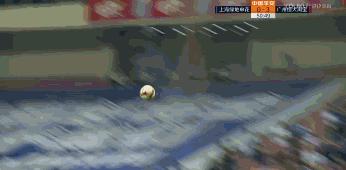 巅峰恒大韦世豪,韦世豪停球世界级