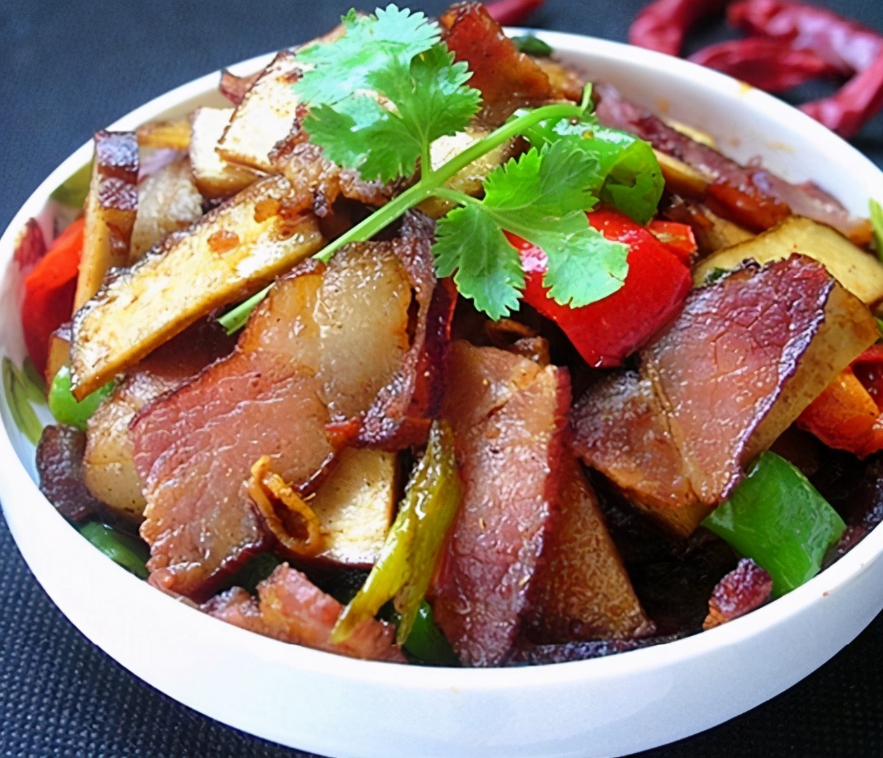 春笋的家常做法春笋焯水后怎么炒,炒春笋时只焯水就错了多加2步