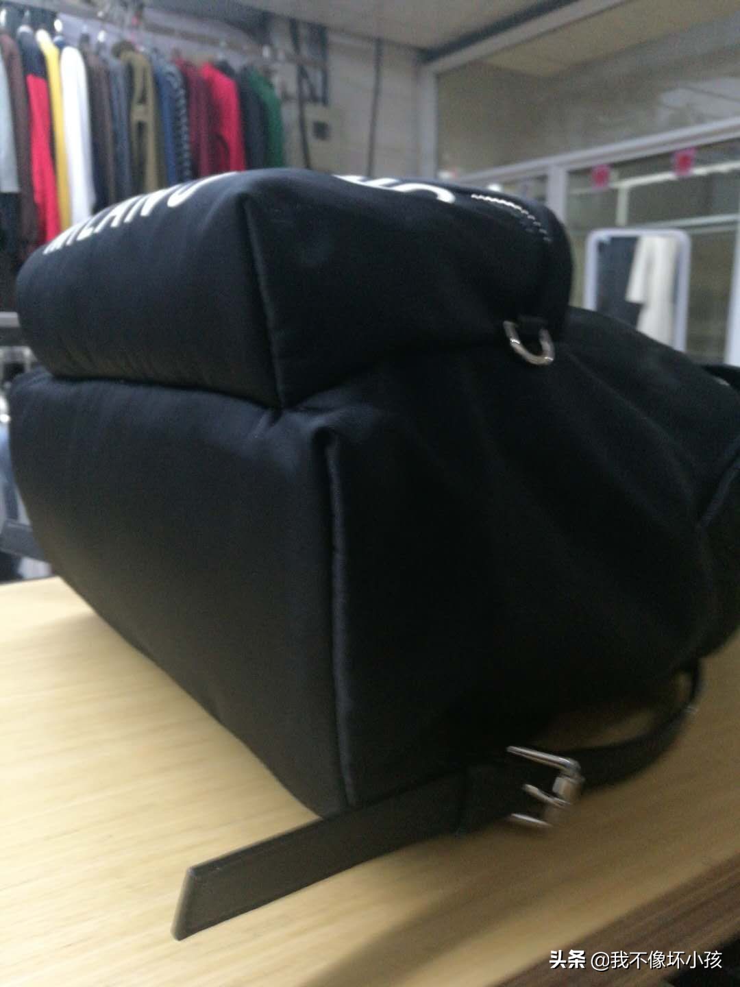 哪个奢侈品的双肩背包好看,最流行奢侈品双肩包