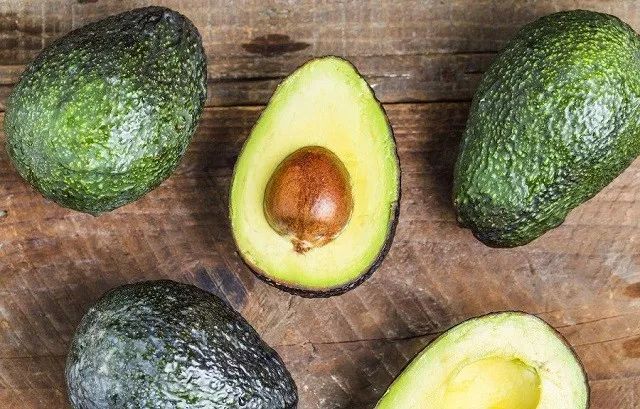 牛油果一个卖多少,牛油果健康骗局