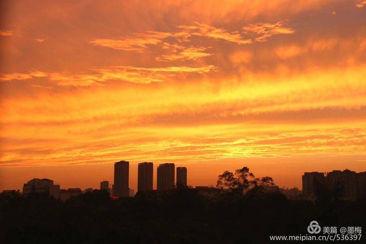双彩虹映照下的绝美风景，洛阳奇特天象百年不遇