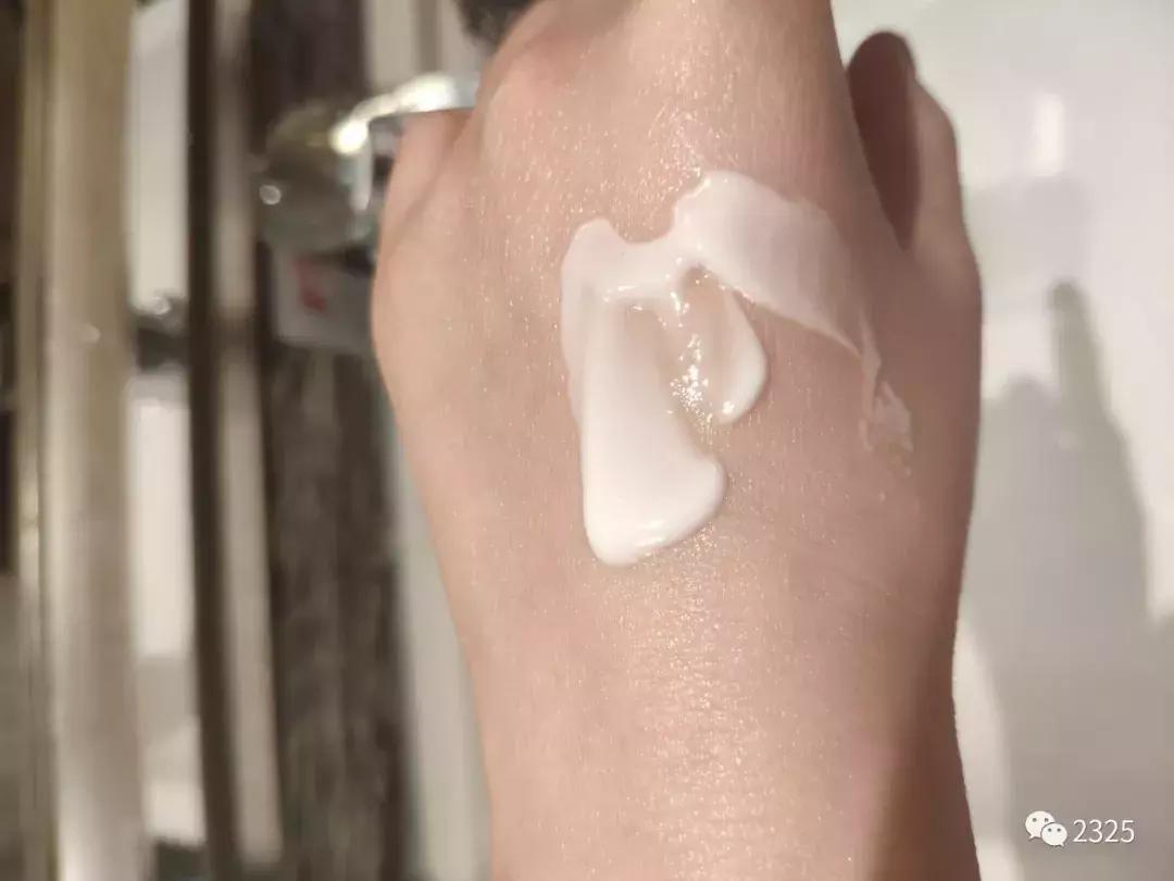 伊丽莎白雅顿银级,伊丽莎白雅顿银级三件套好用吗