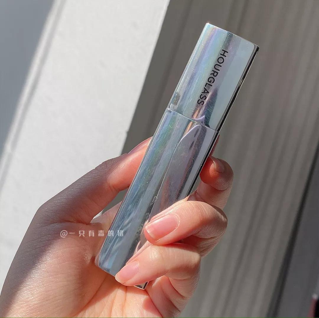 黄皮新手彩妆教程视频全集,适合黄皮的大牌彩妆推荐眼影