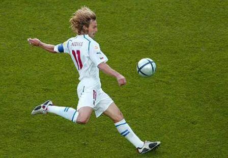 实况足球2024内德维德,实况手游内德维德评测