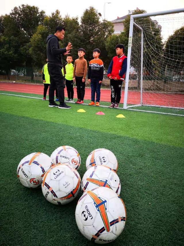原来球门要这么守！“守好蚌埠球门”公益培训在吴安小学获得好评