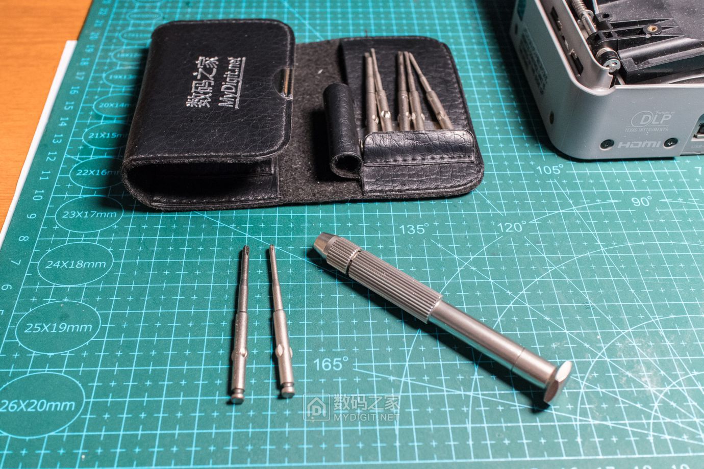 卡西欧激光投影机更换dmd,卡西欧激光投影拆机