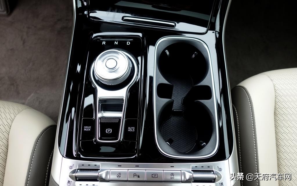 懂车帝起亚嘉华试驾视频最新,试驾起亚嘉华第一视角