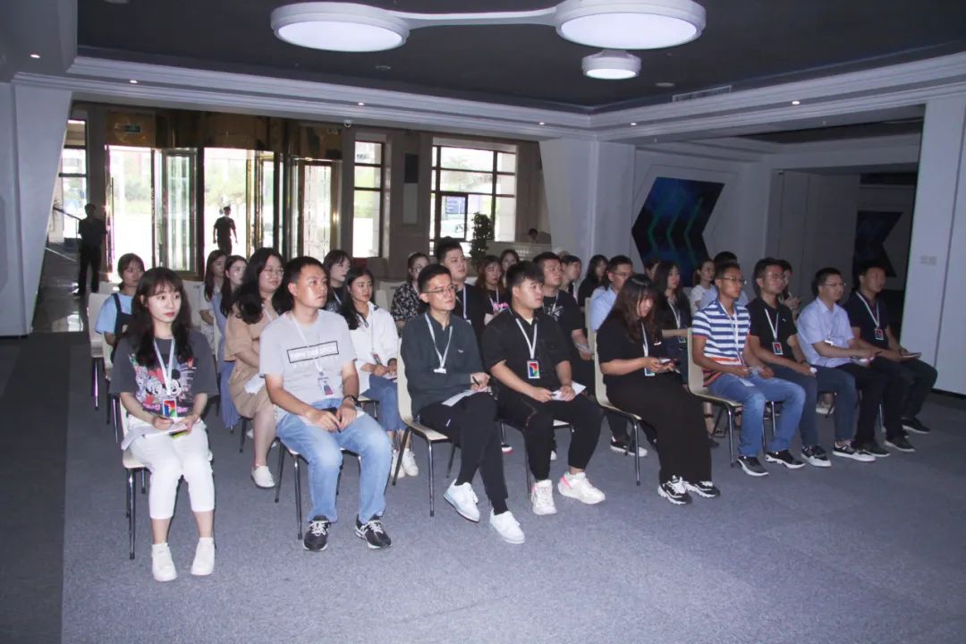 喜迎二十大奋进新征程专题党课ppt,优秀党课ppt讲稿艰苦奋斗