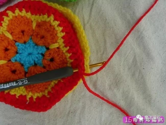 钩针足球教程图解,钩针编织足球的教程