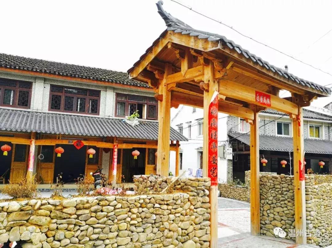 平阳鸣山古村落图片,千年古村平阳县鸣山村古城夜景