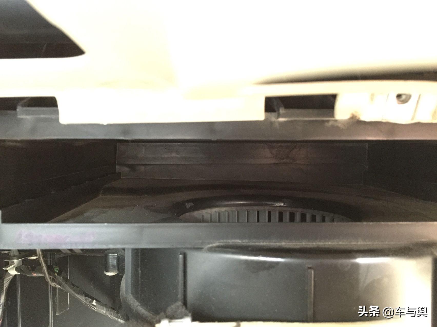 车内空调有异味严重怎样清除,如何用空调去除车内异味