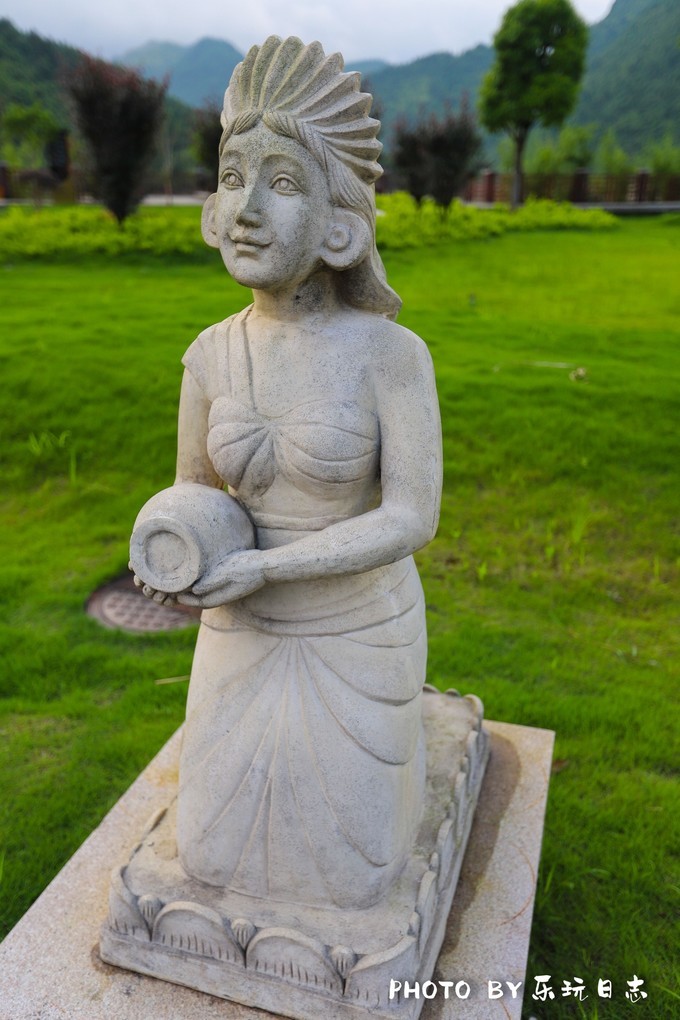 巴厘岛式私密温泉度假,听山野清风