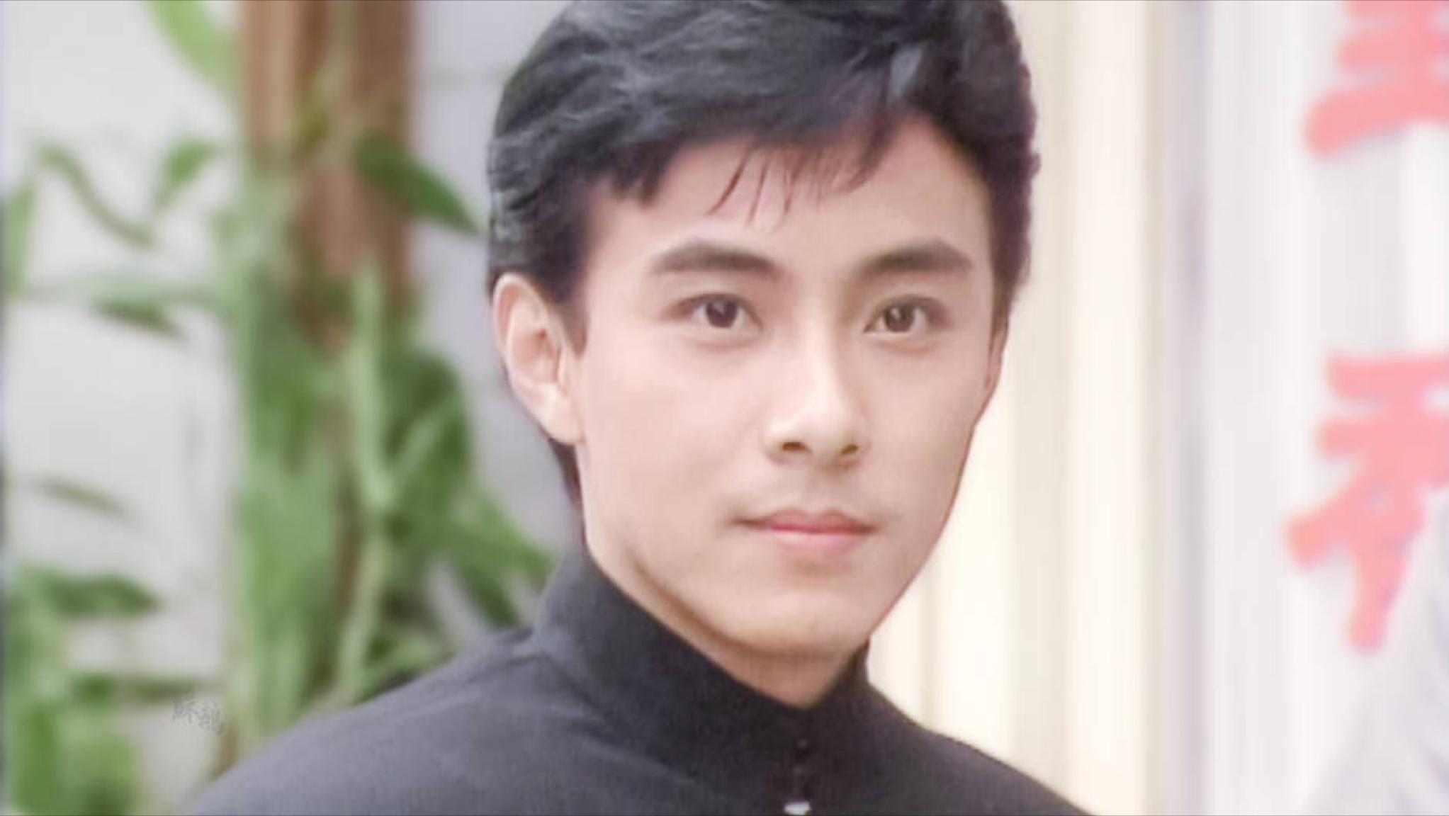 张卫健影视剧被打,年轻时候的张卫健光头