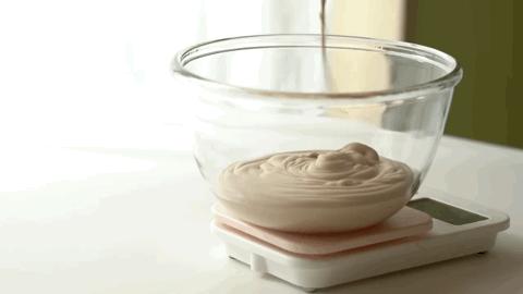 好吃的只有奶油的爆浆蛋糕,罗森摩卡芋泥味奶油蛋糕