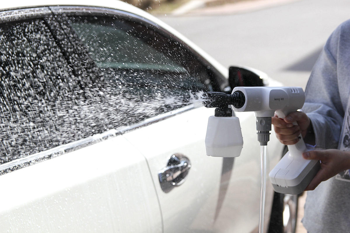无线大容量锂电洗车机测评,乐空洗车机和倍思洗车机哪个好