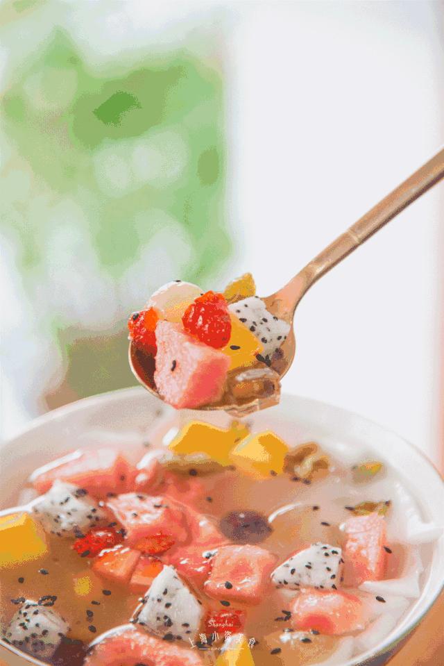 魔都地道港式糖水铺100种糖水开吃,魔都糖水铺子视频