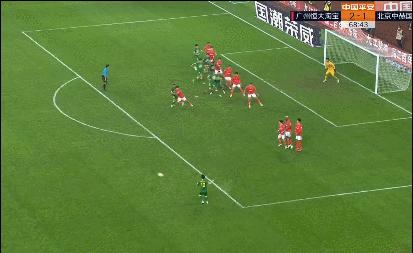 何超踢出赛季最佳一战！中场防守稳如磐石，如此拼劲接班郑智有望