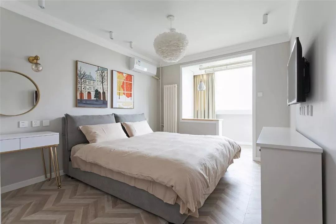 卧室带阳台就这样设计实用美观,卧室带阳台怎么设计最实用