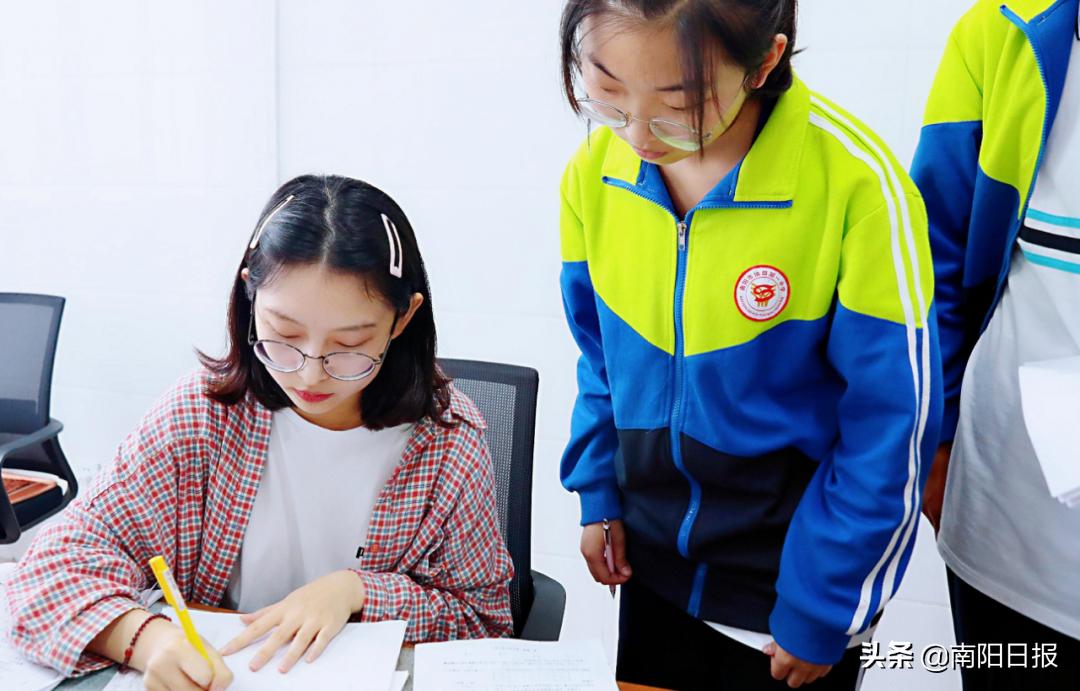 南阳油田第一中学2001级,南阳市油田第一中学评分