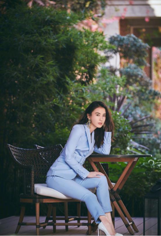 黄圣依图片高清大图,黄圣依近照遭曝光