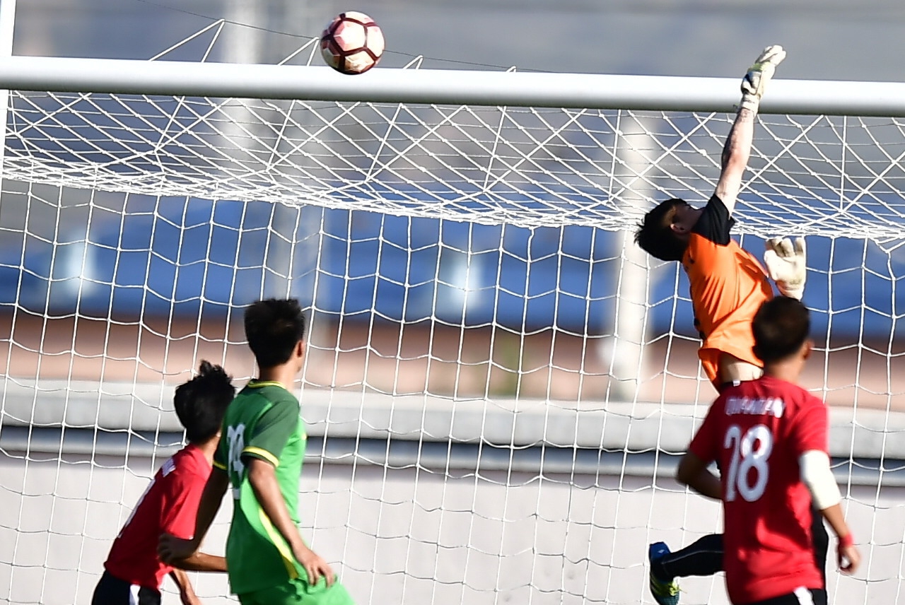 巴萨加盟曼联最新消息,巴萨对曼联最新消息