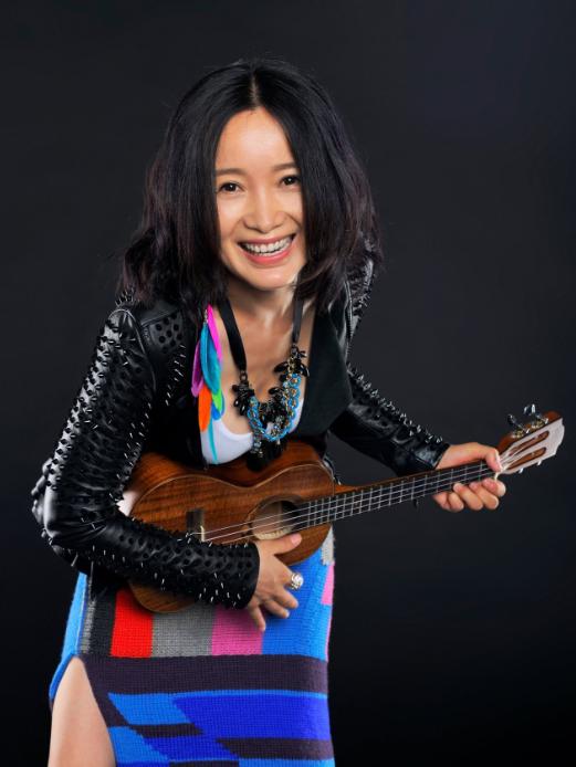 斯琴格日乐和臧天朔真情对唱,斯琴格日乐和臧天朔情感采访