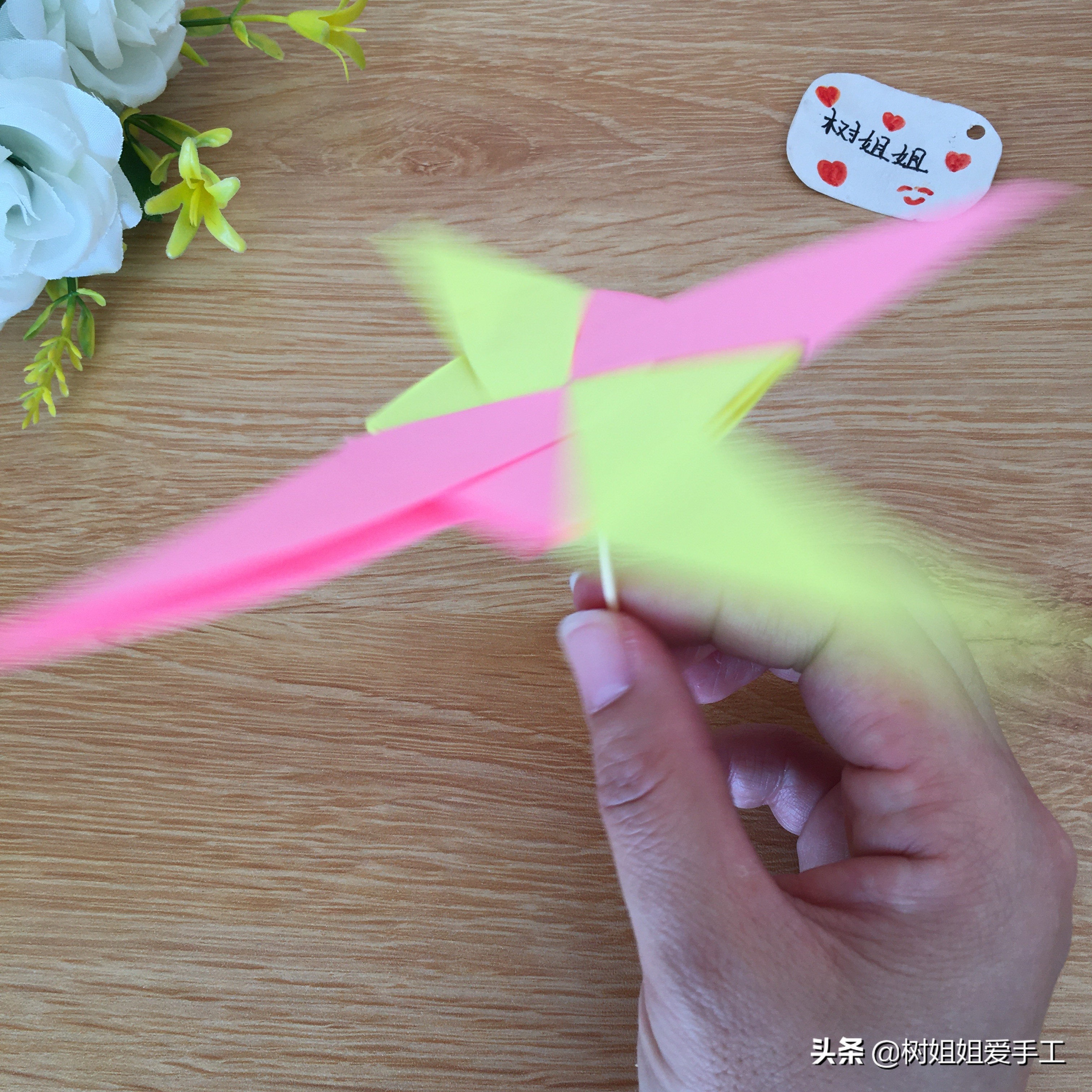 玩具类的折纸,折纸可以飞的童年玩具