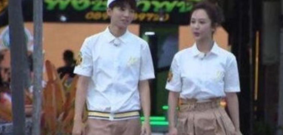 黄晓明回应杨紫和王俊凯,黄晓明杨紫王俊凯吃面