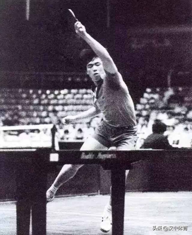 业余应该练进攻打法还是防守打法,打球有什么好的进攻方式