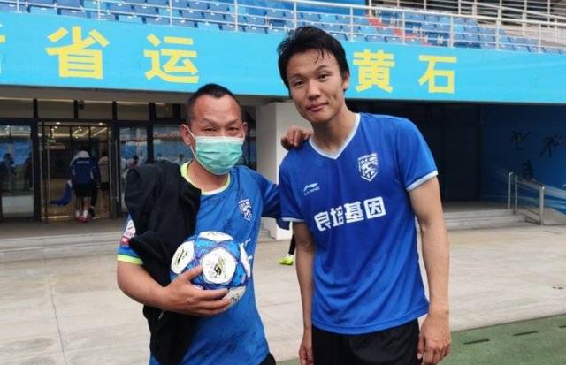 邓卓翔还能冲击中超吗,足球界的伤仲永