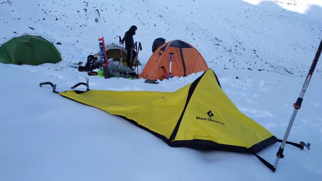 不挑地面的帐篷怎么选择,屋顶帐篷怎么选择