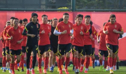 足球分析：国足为什么会输球？对阵日本中国队有胜算吗？