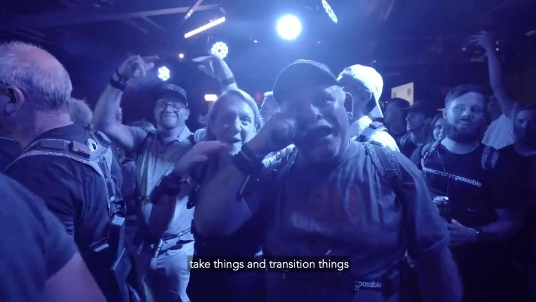 听障人士怎么才能听到音乐,听障人士怎么才能听音乐