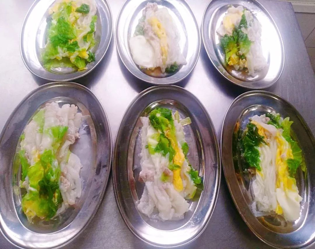 深高级东和深外龙华哪个好,深外龙华高中部成绩