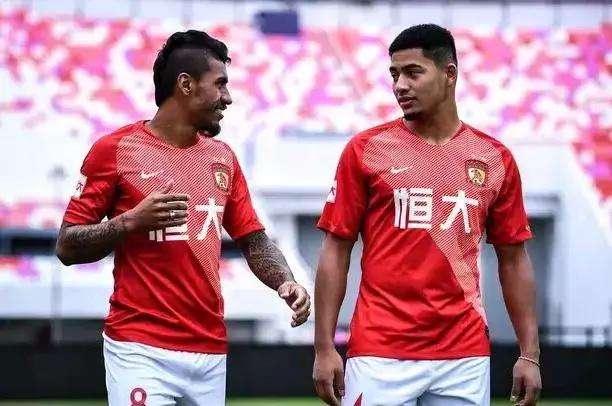 国足鲁能归化球员,鲁能对战巅峰时期的恒大