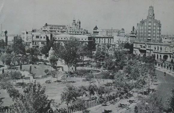 天津卫津路老照片,1998年天津卫津路街景