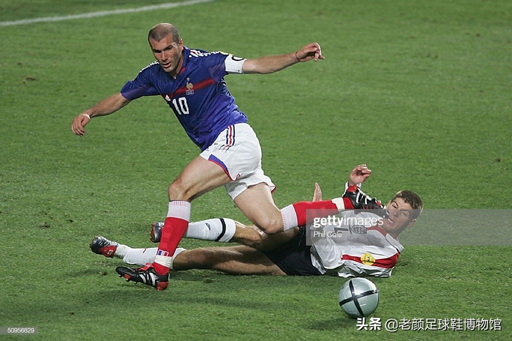 鍒╃墿娴︿紶濂囬槦闀夸紛鏂潶甯冨皵濂囪抗,浼婃柉鍧﹀竷灏斿杩瑰埄鐗╂郸闃熷憳