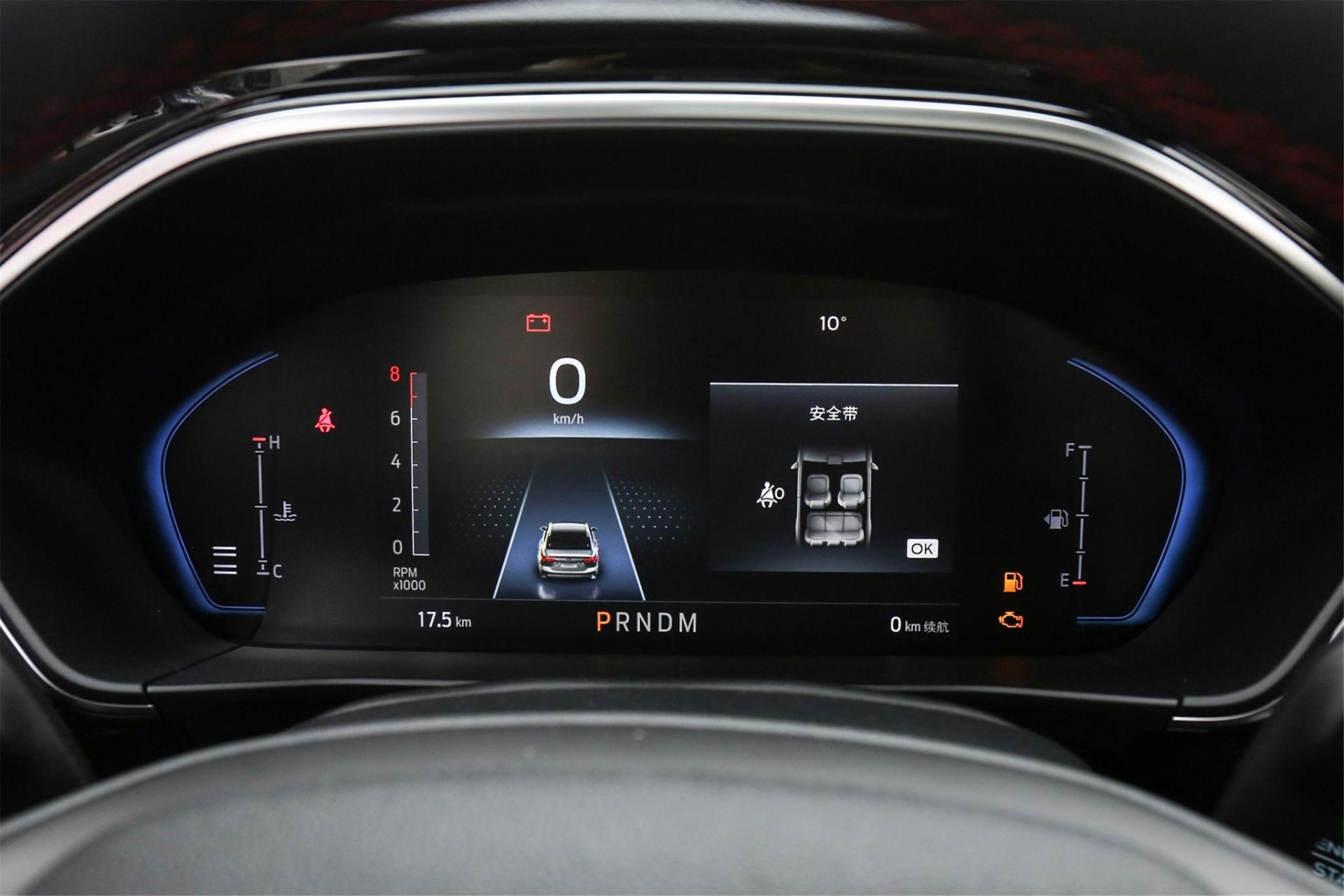 09福克斯1.8t两厢和三厢的区别,福克斯三厢买哪个版本性价比高