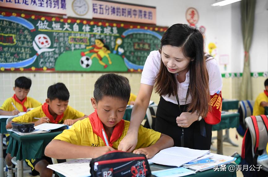 沉迷足球一场空,痴迷足球意味着什么