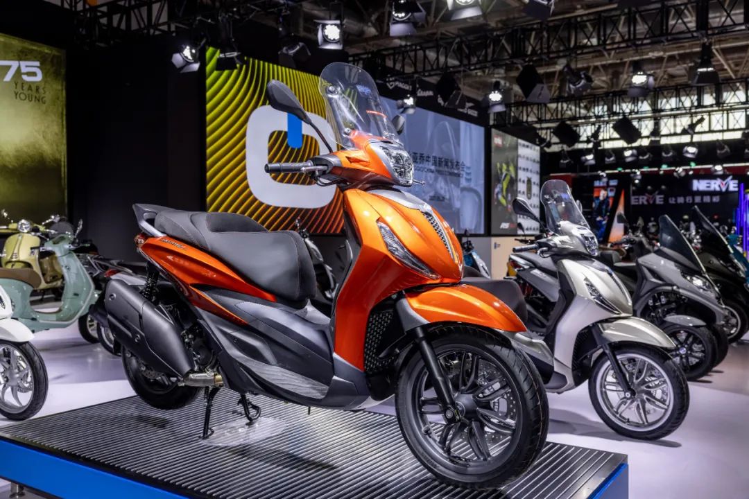 卖10多万的比亚乔vespa,北京摩展比亚乔medley