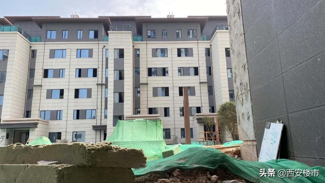 2万/㎡的香湖湾1号，建设进度和周边究竟如何？