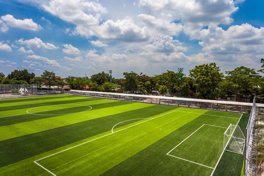 足球场上那些让人惊讶的地方,足球场上存在感最低的球员